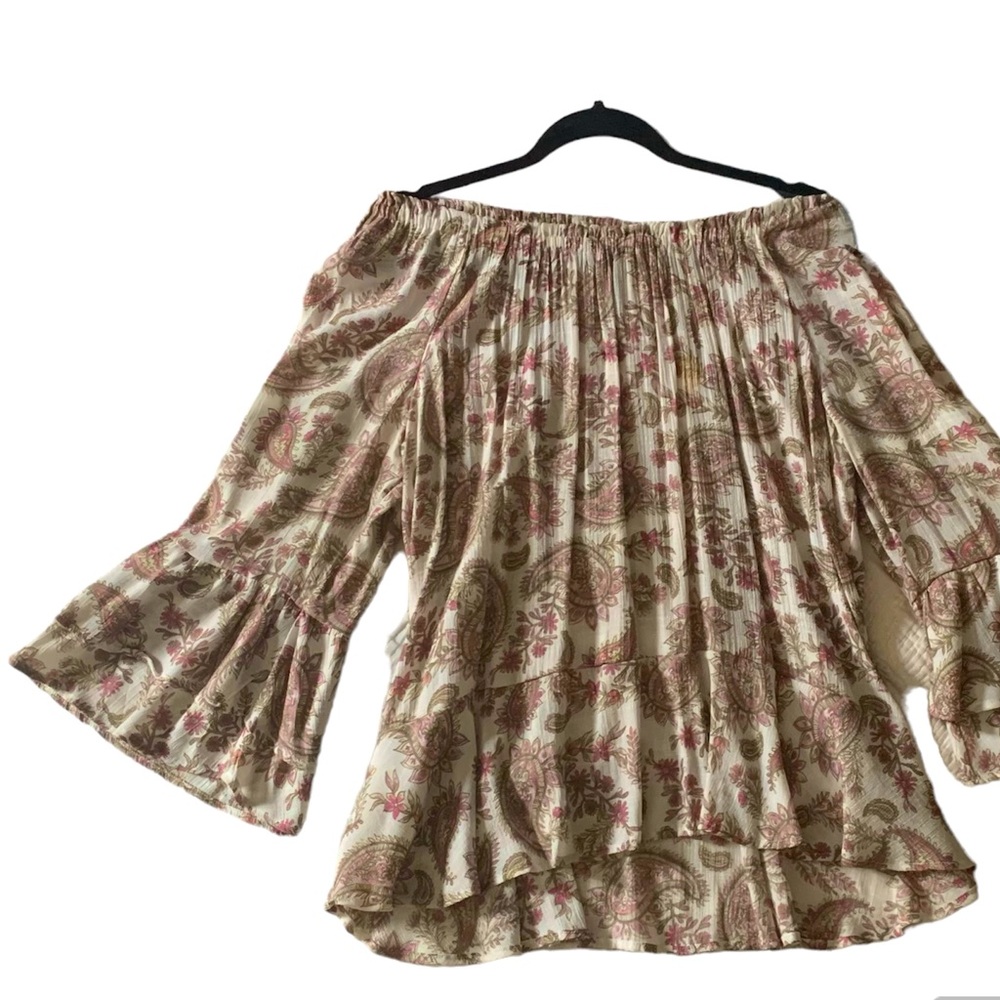 Flouncy bell sleeve top with versatile elastic neckline by Spense, Cream/Pink, L